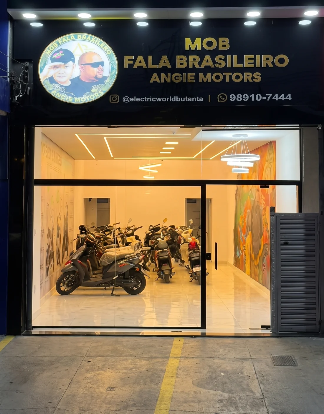 Fachada da Electric World Butantã, na Avenida do Rio Pequeno